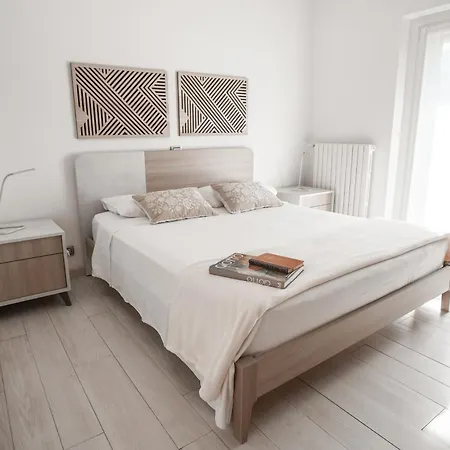 فندق مبيت وإفطار Lario Panorama 3*